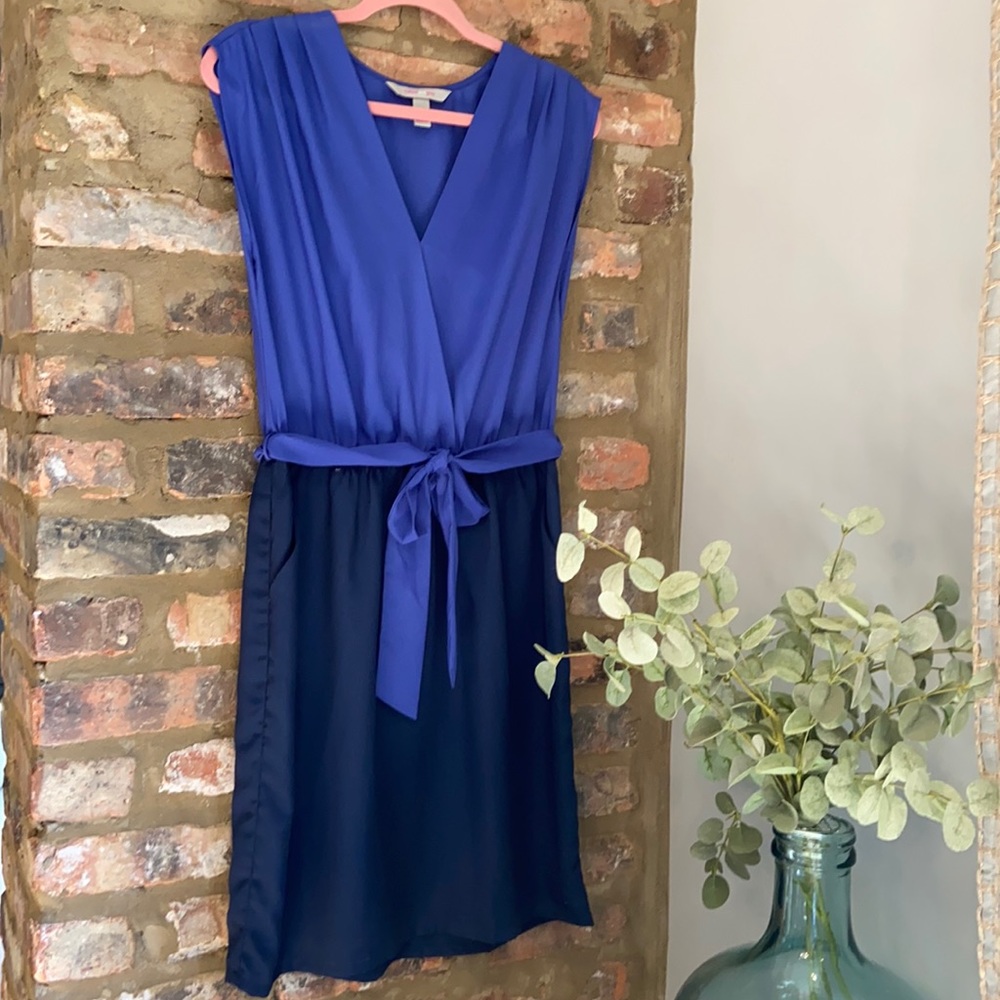 Gorgeous cocktail dress with pockets…dress up or down. Large